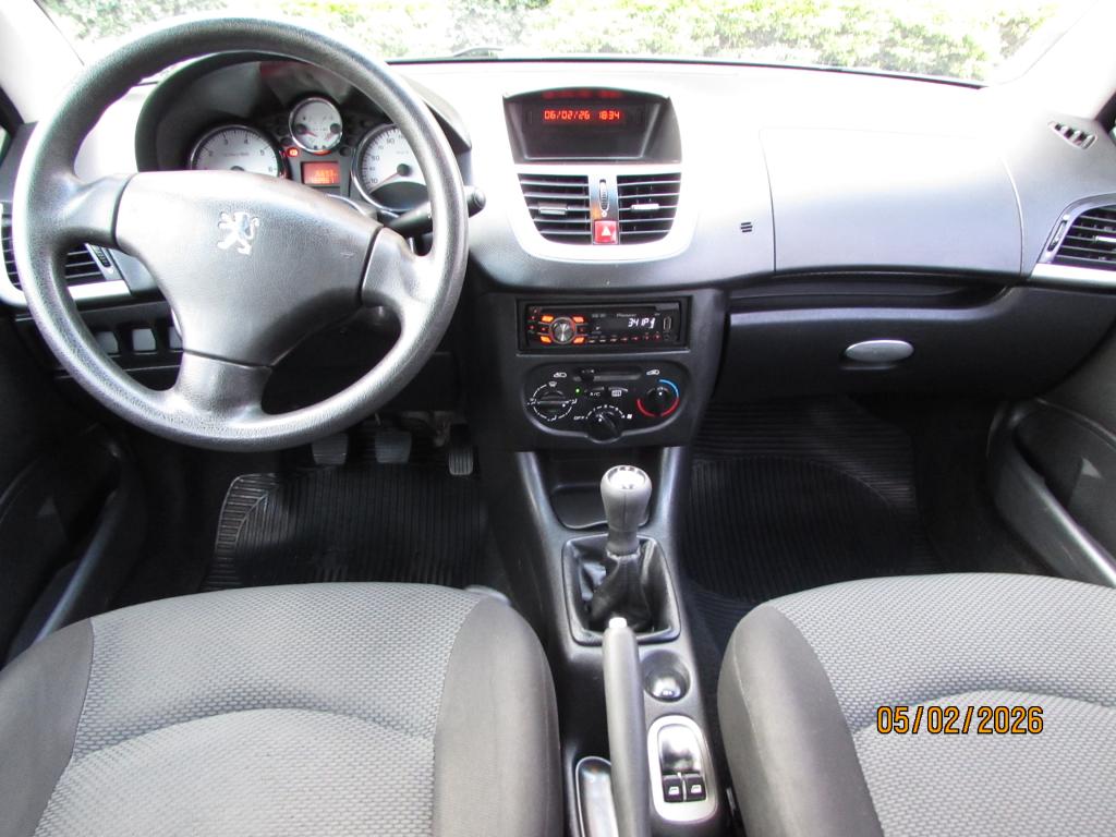 PEUGEOT 207 Hatch - Foto