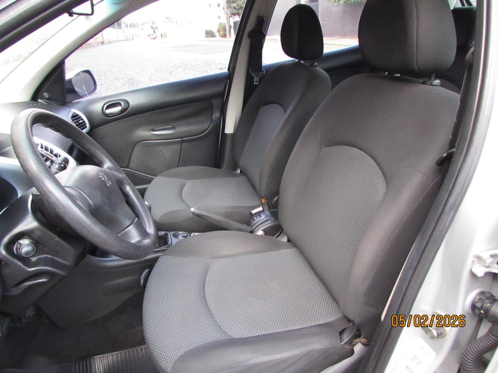 PEUGEOT 207 Hatch - Foto