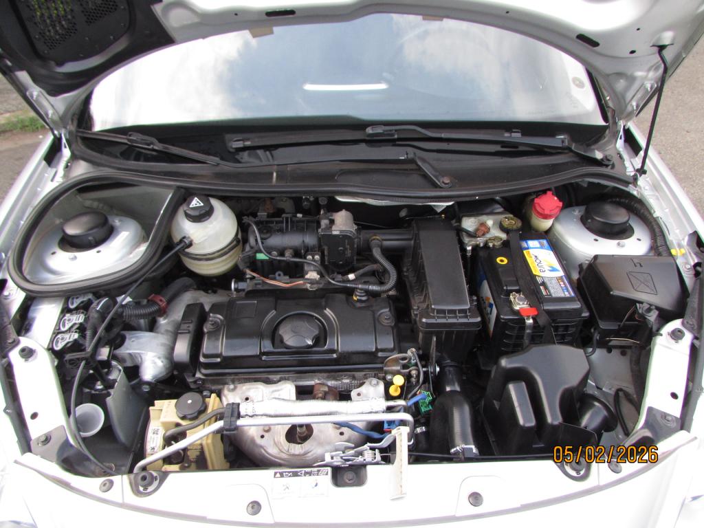 PEUGEOT 207 Hatch - Foto