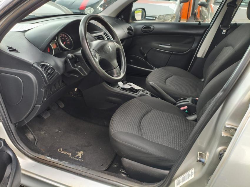 PEUGEOT 207 Hatch - Foto