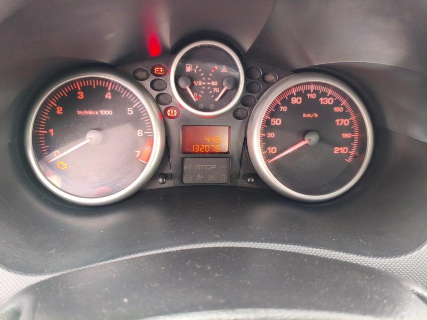 PEUGEOT 207 Hatch - Foto