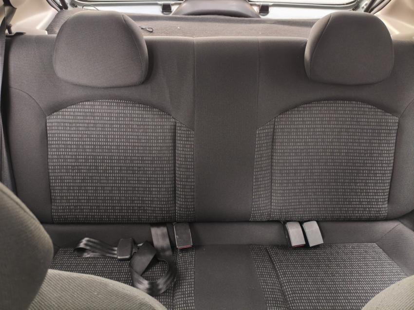 PEUGEOT 207 Hatch - Foto