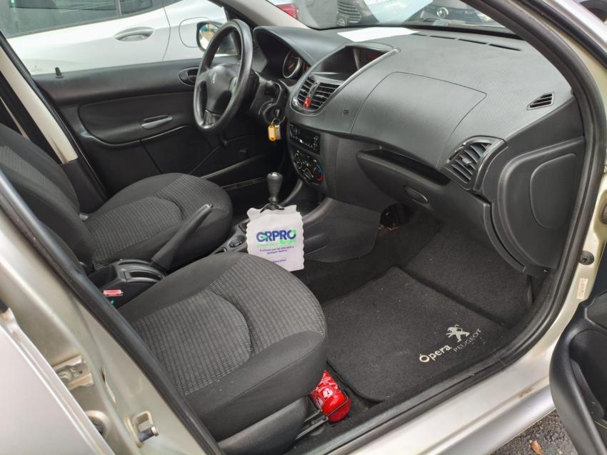 PEUGEOT 207 Hatch - Foto