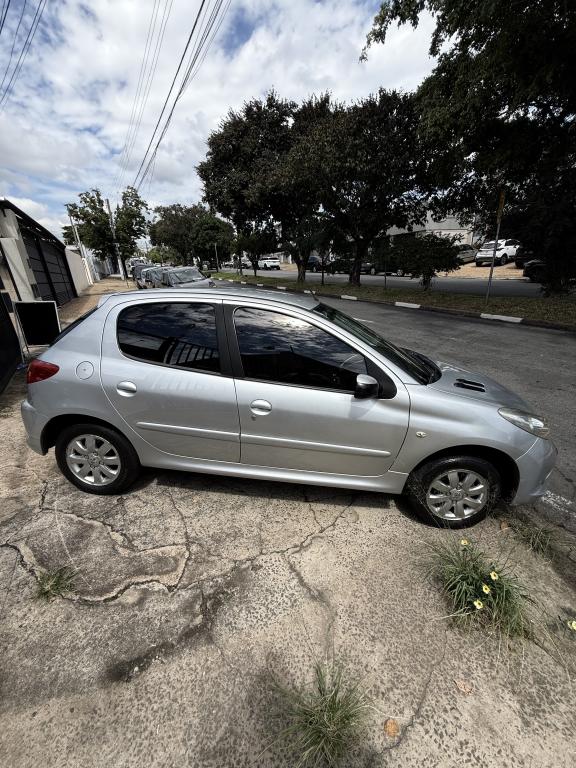 PEUGEOT 207 Hatch - Foto