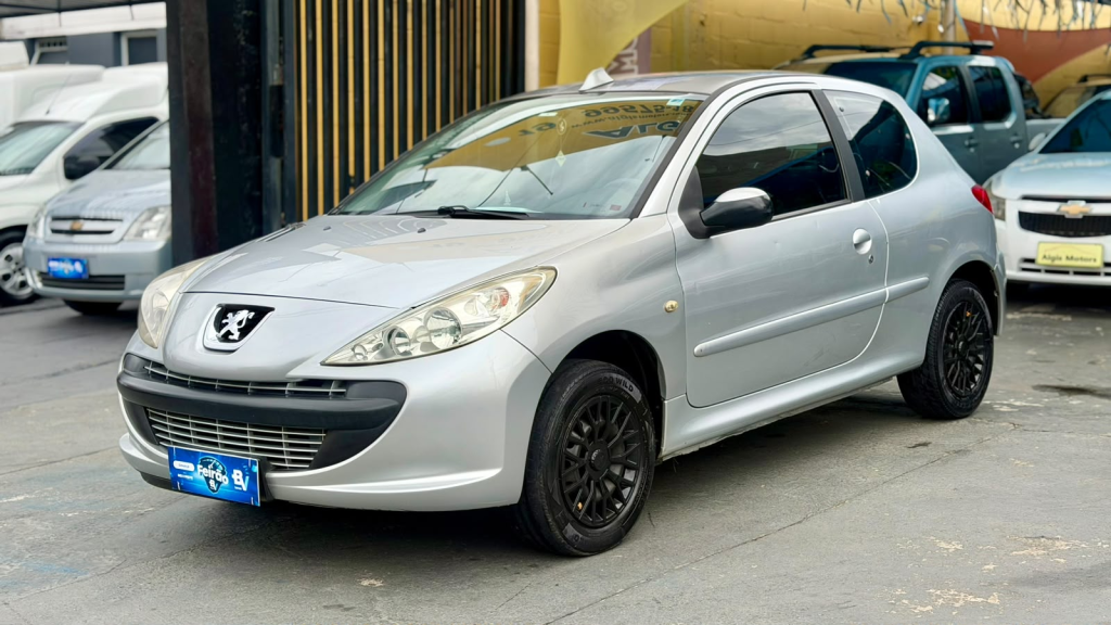 PEUGEOT 207 Hatch - Foto