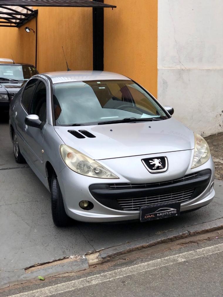 PEUGEOT 207 Sedan - Foto