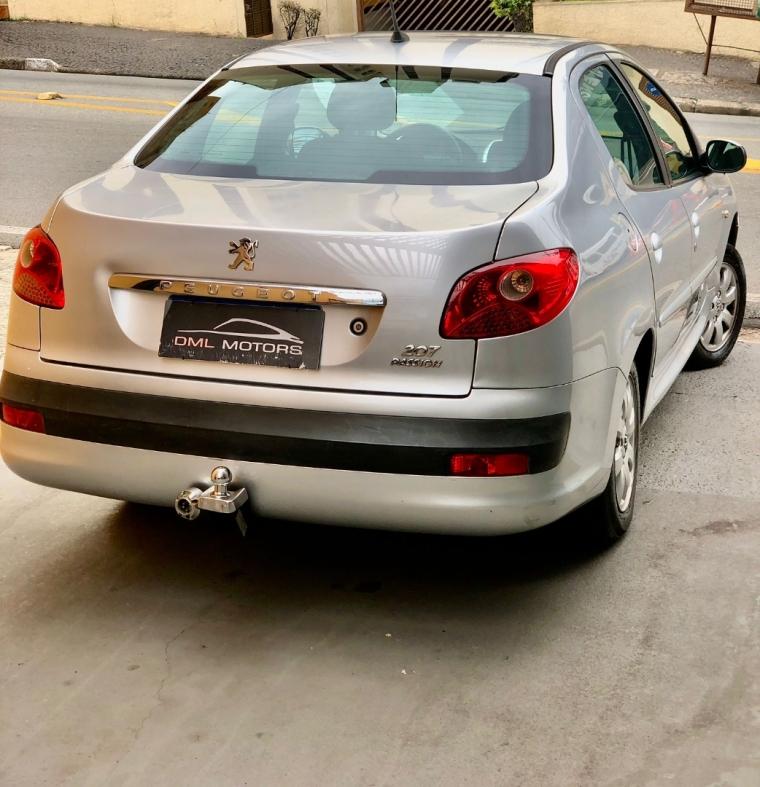 PEUGEOT 207 Sedan - Foto