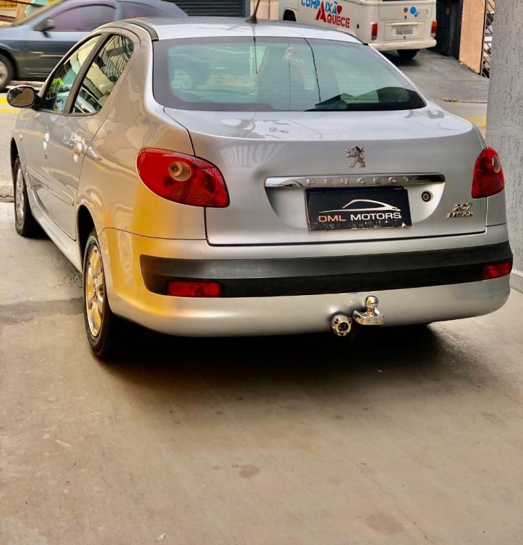 PEUGEOT 207 Sedan - Foto