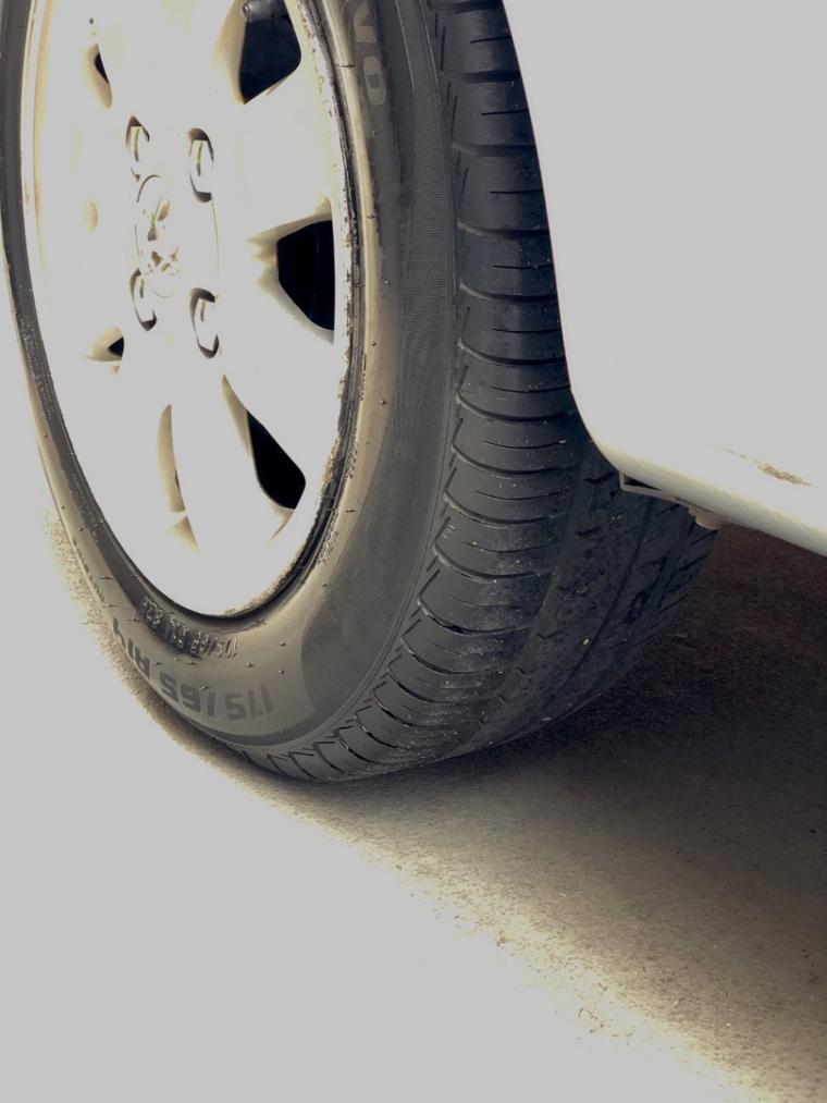 PEUGEOT 207 Sedan - Foto