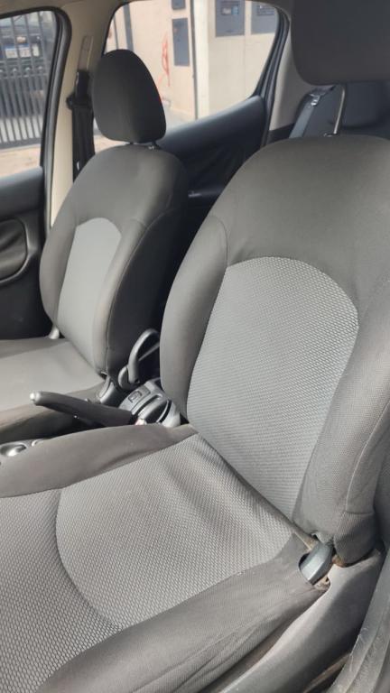PEUGEOT 207 Sedan - Foto