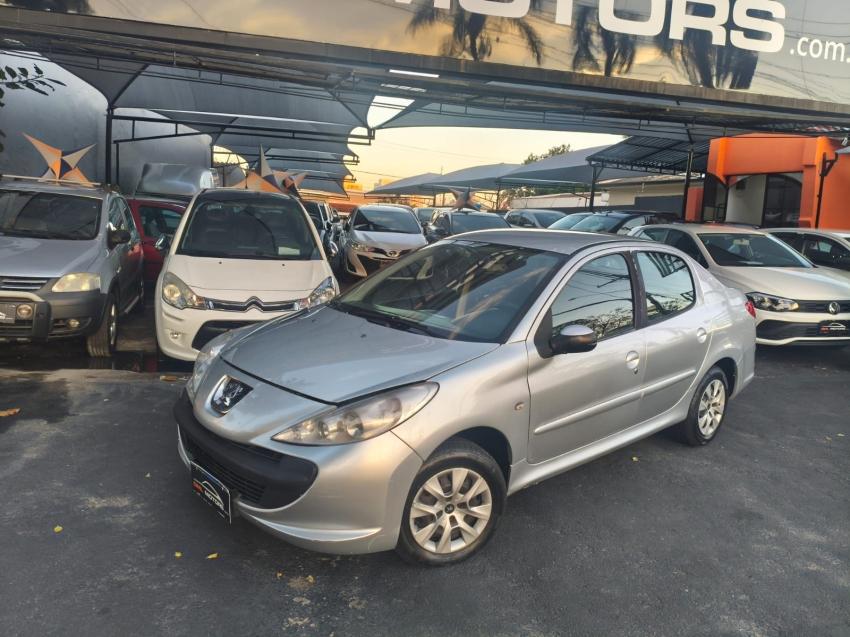 PEUGEOT 207 Sedan