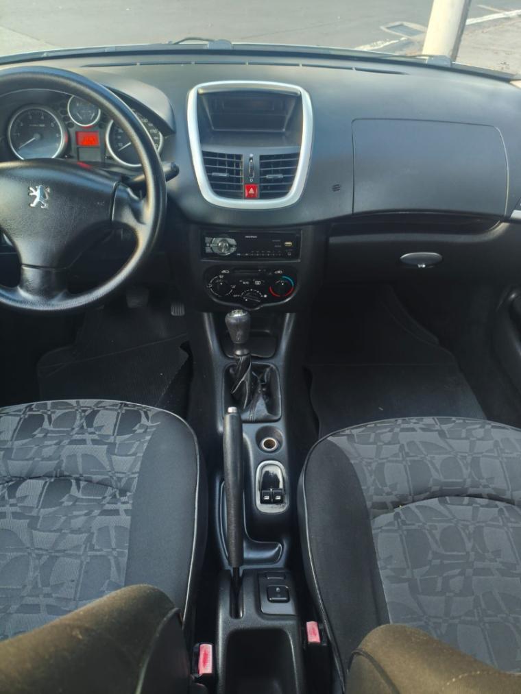 PEUGEOT 207 Sedan - Foto