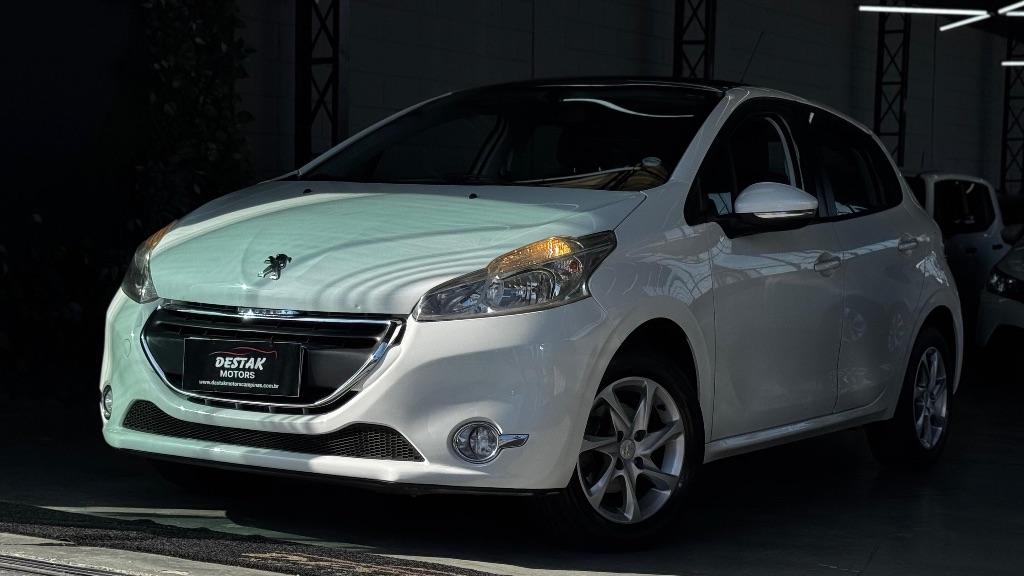 PEUGEOT 208 - Foto