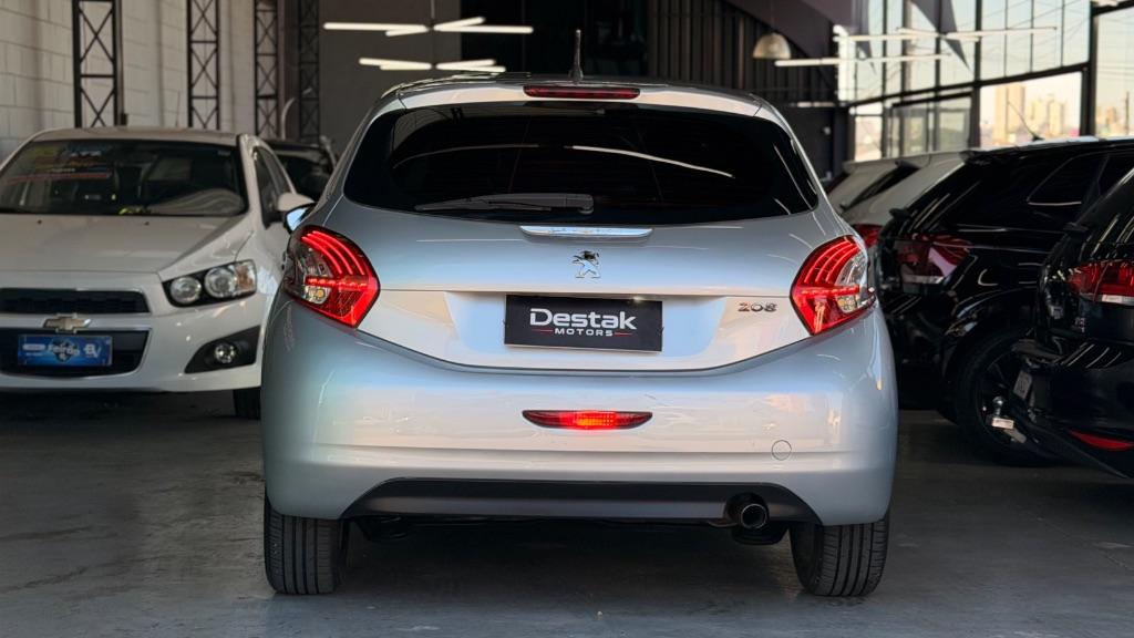 PEUGEOT 208 - Foto