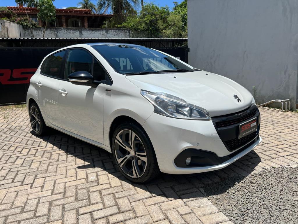 PEUGEOT 208 - Foto
