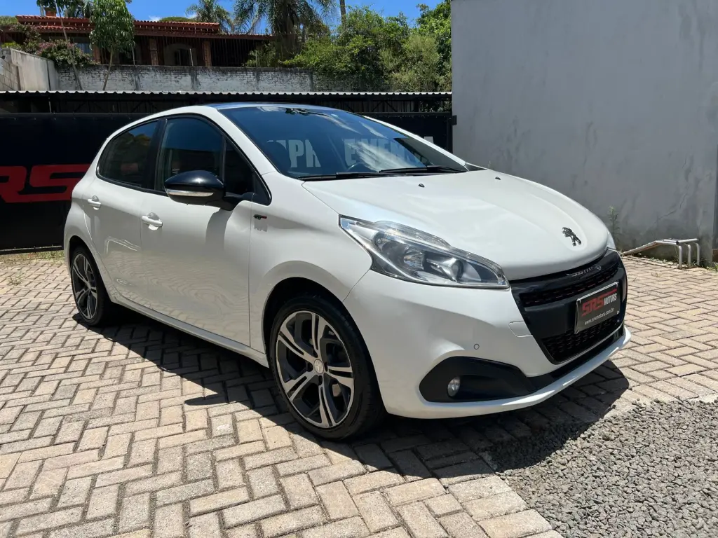 PEUGEOT 208 - Foto