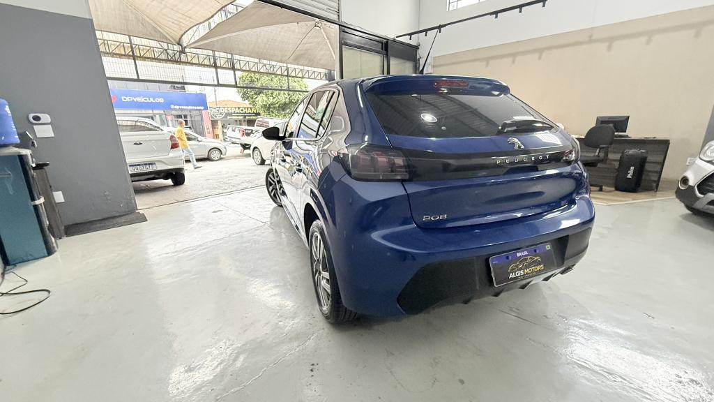 PEUGEOT 208 - Foto
