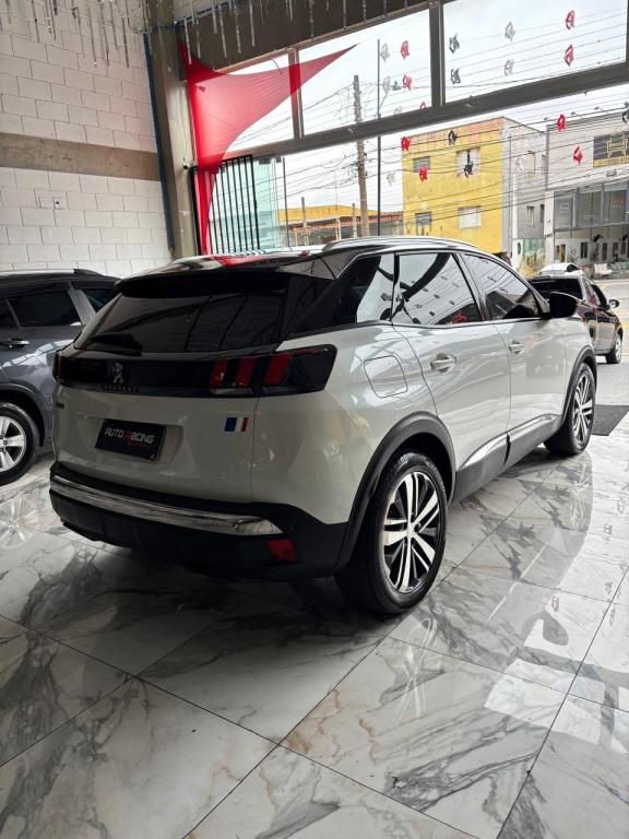 PEUGEOT 3008 - Foto