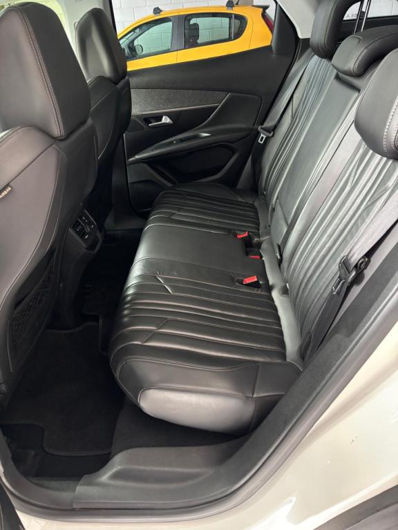 PEUGEOT 3008 - Foto
