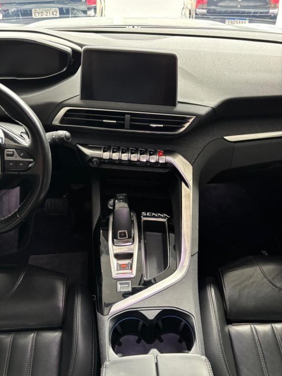 PEUGEOT 3008 - Foto