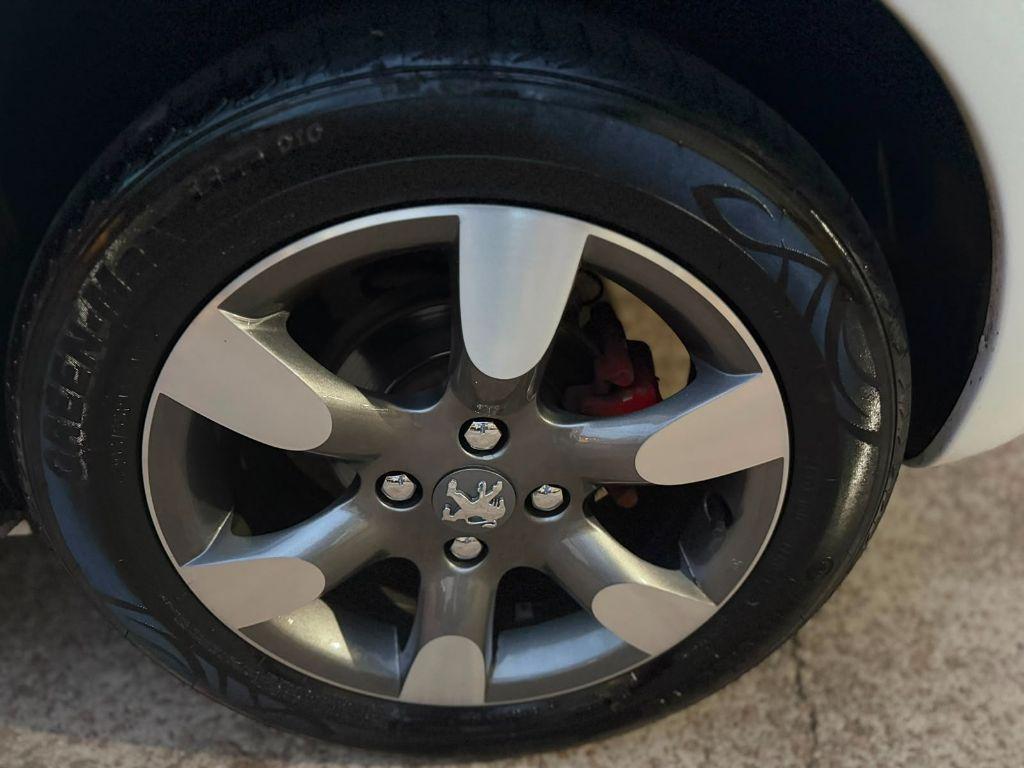 PEUGEOT 307 Hatch - Foto