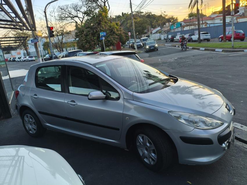 PEUGEOT 307 Hatch - Foto