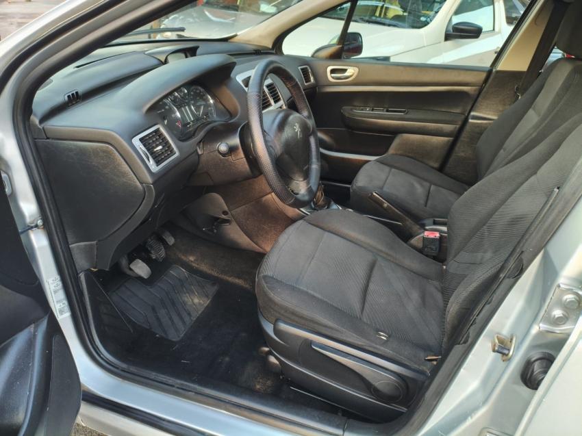 PEUGEOT 307 Hatch - Foto