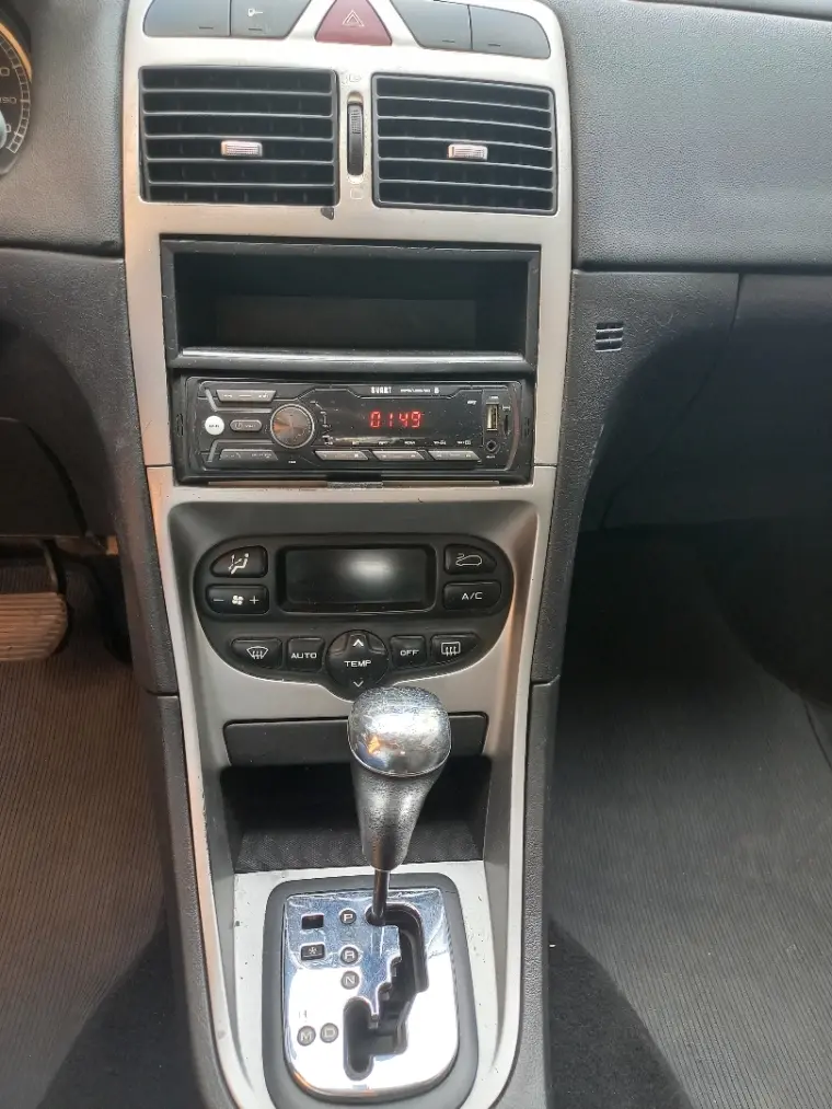 PEUGEOT 307 Hatch - Foto