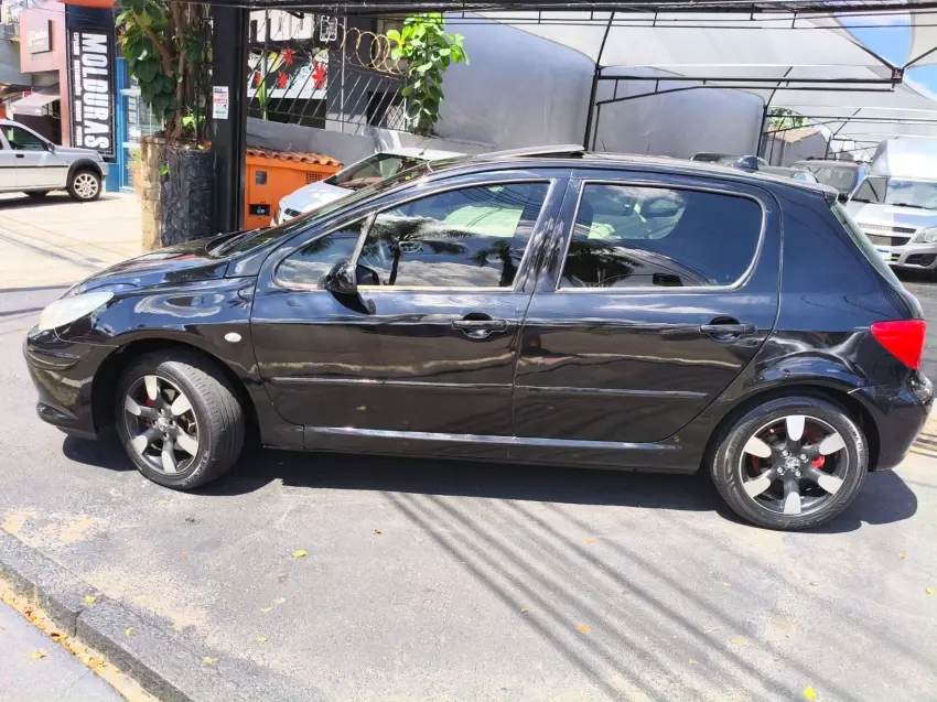 PEUGEOT 307 Hatch - Foto