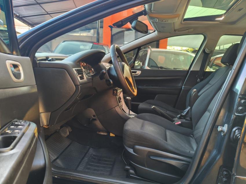 PEUGEOT 307 Hatch - Foto