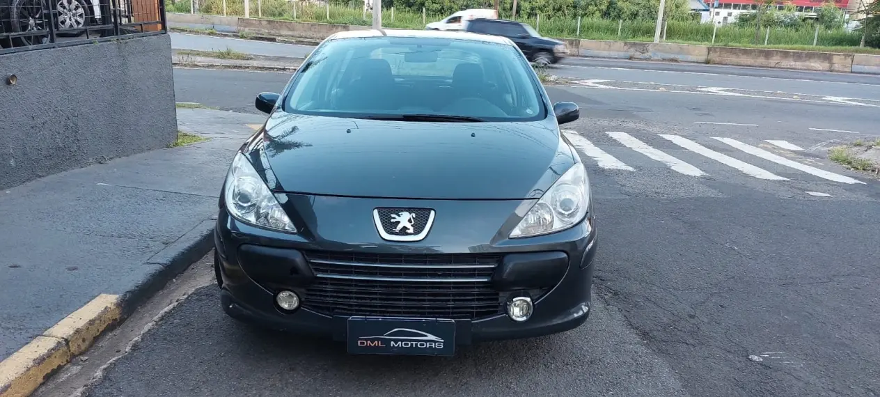 PEUGEOT 307 Sedan - Foto