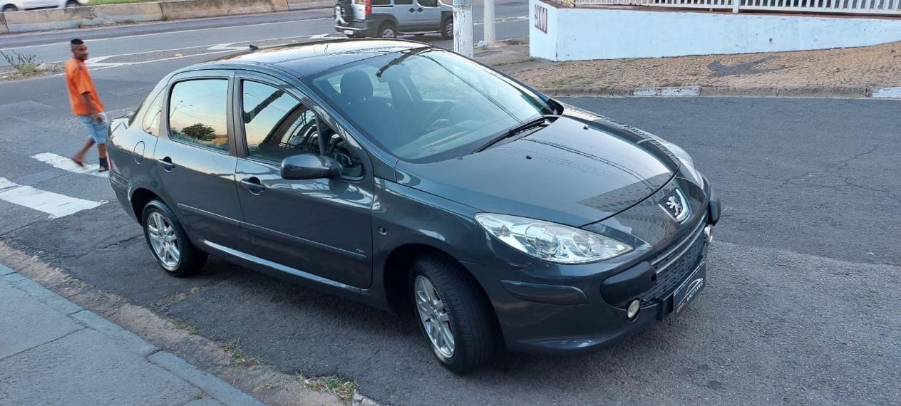 PEUGEOT 307 Sedan - Foto