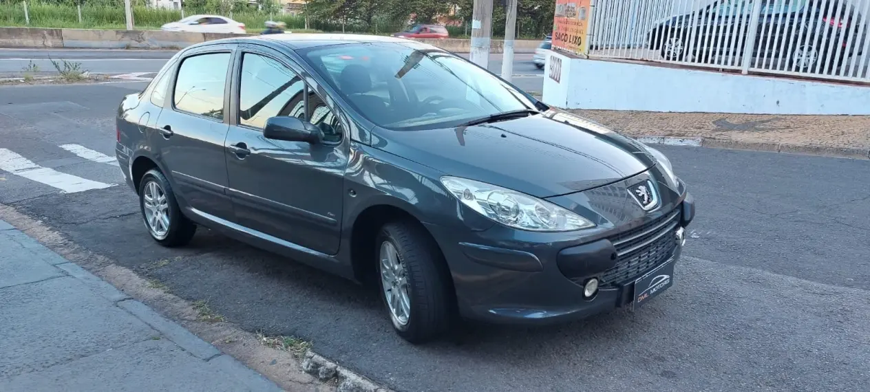 PEUGEOT 307 Sedan - Foto