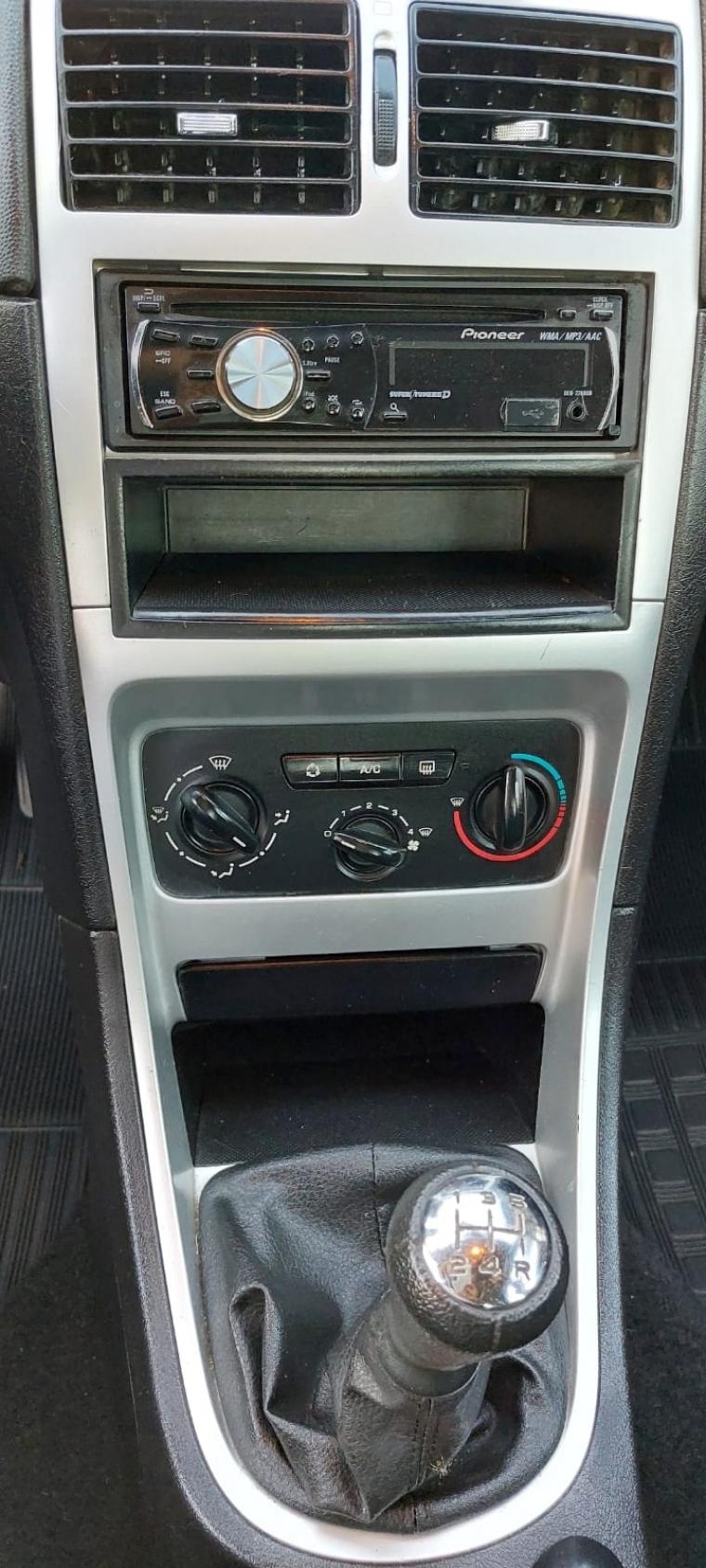 PEUGEOT 307 Sedan - Foto