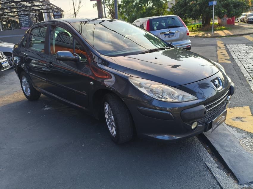 PEUGEOT 307 Sedan - Foto