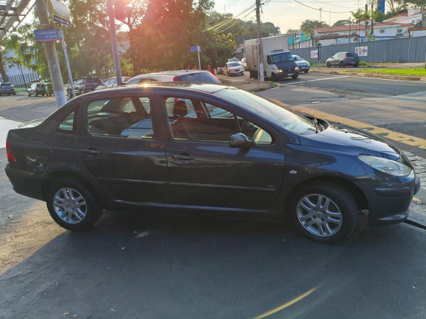 PEUGEOT 307 Sedan - Foto