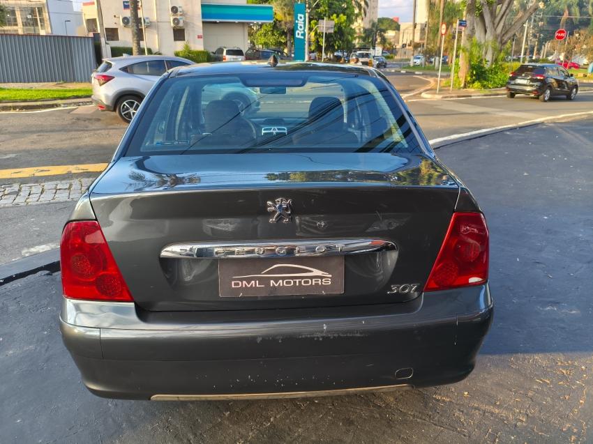 PEUGEOT 307 Sedan - Foto