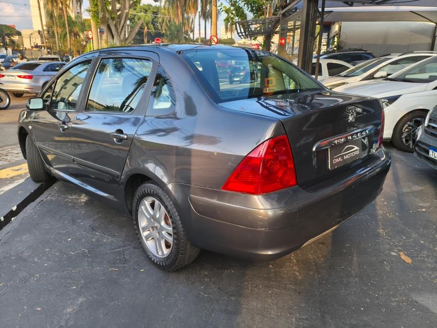 PEUGEOT 307 Sedan - Foto