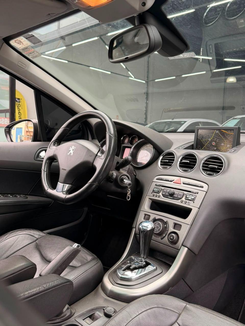 PEUGEOT 308 - Foto