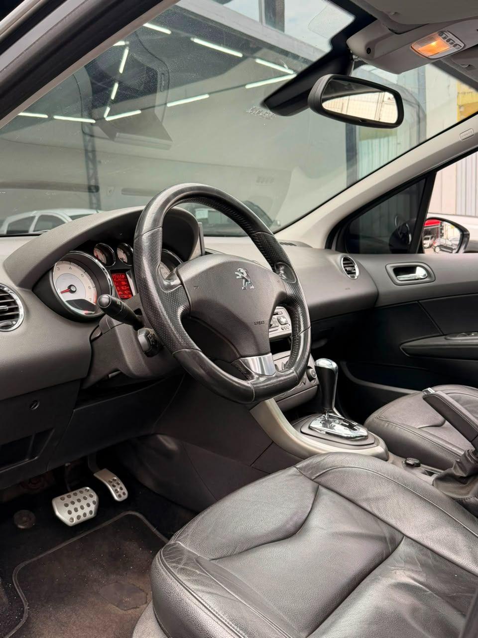 PEUGEOT 308 - Foto