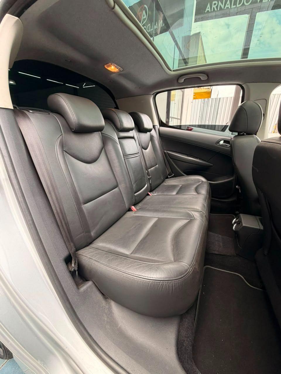 PEUGEOT 308 - Foto