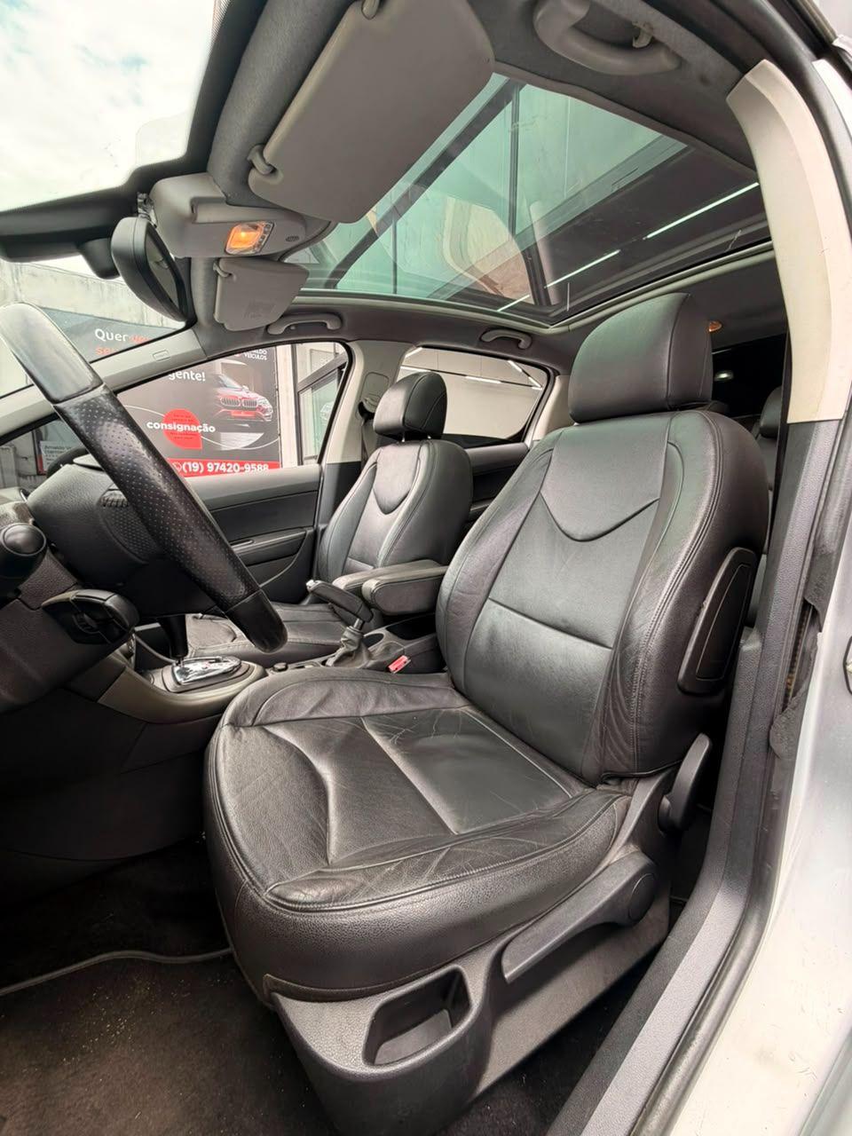 PEUGEOT 308 - Foto