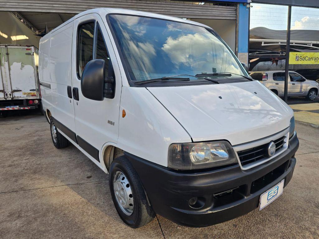 PEUGEOT Boxer - Foto
