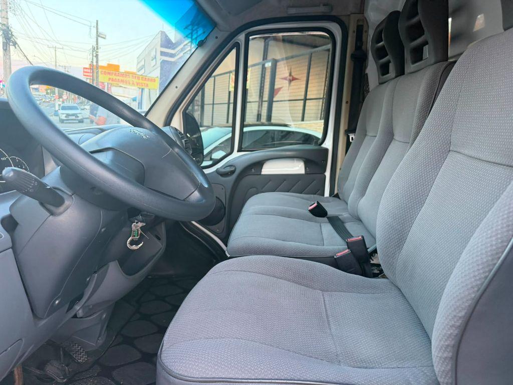 PEUGEOT Boxer - Foto