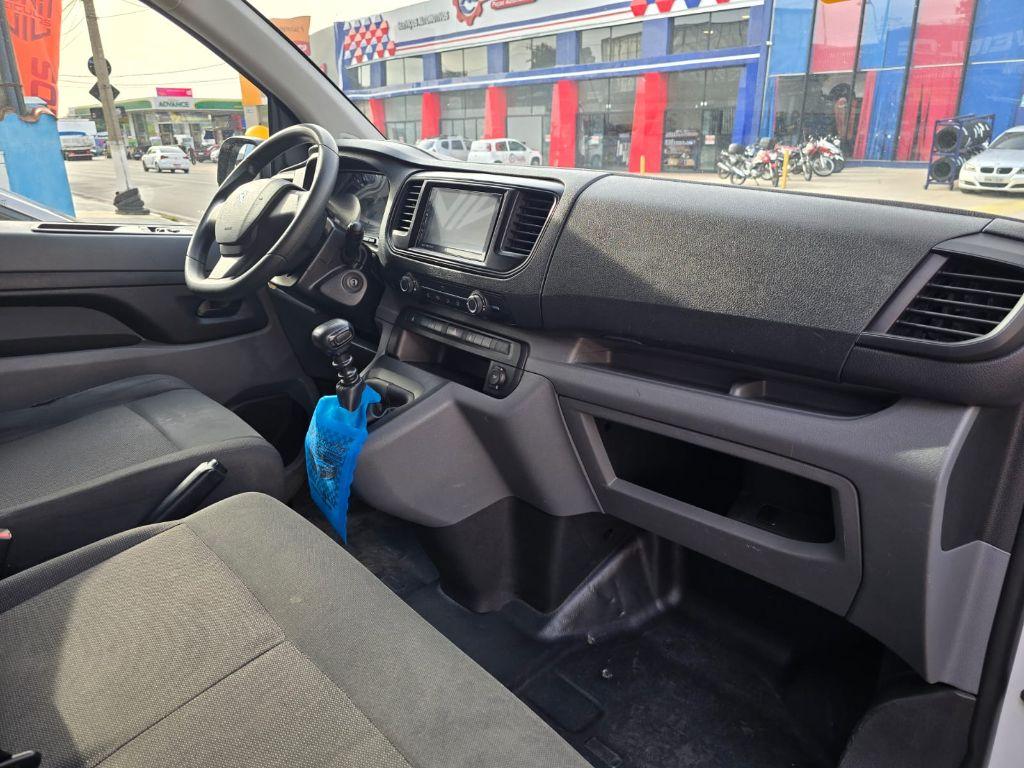 PEUGEOT Expert - Foto