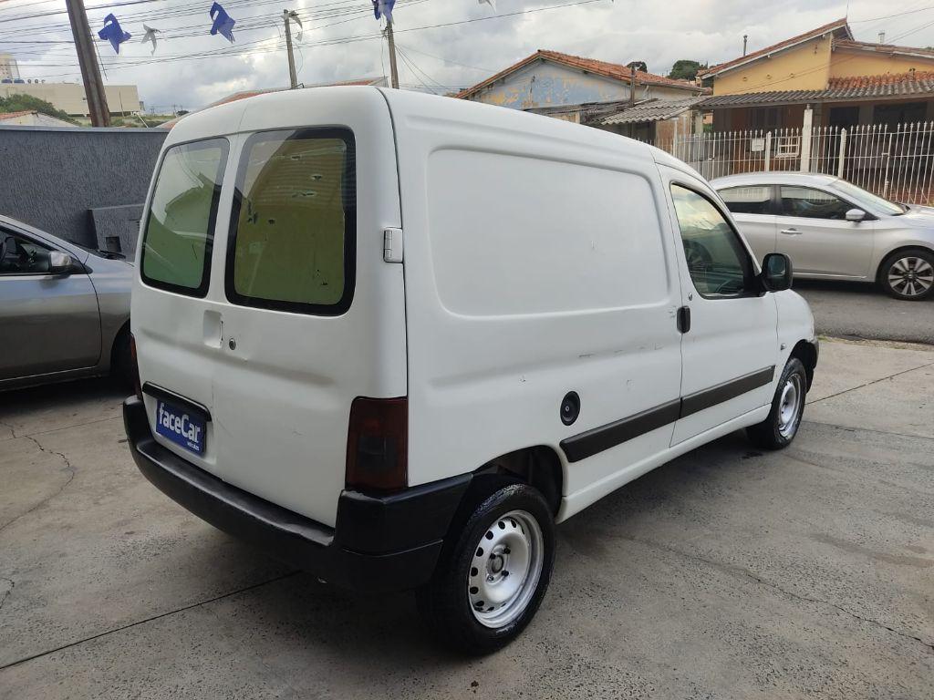 PEUGEOT Partner - Foto