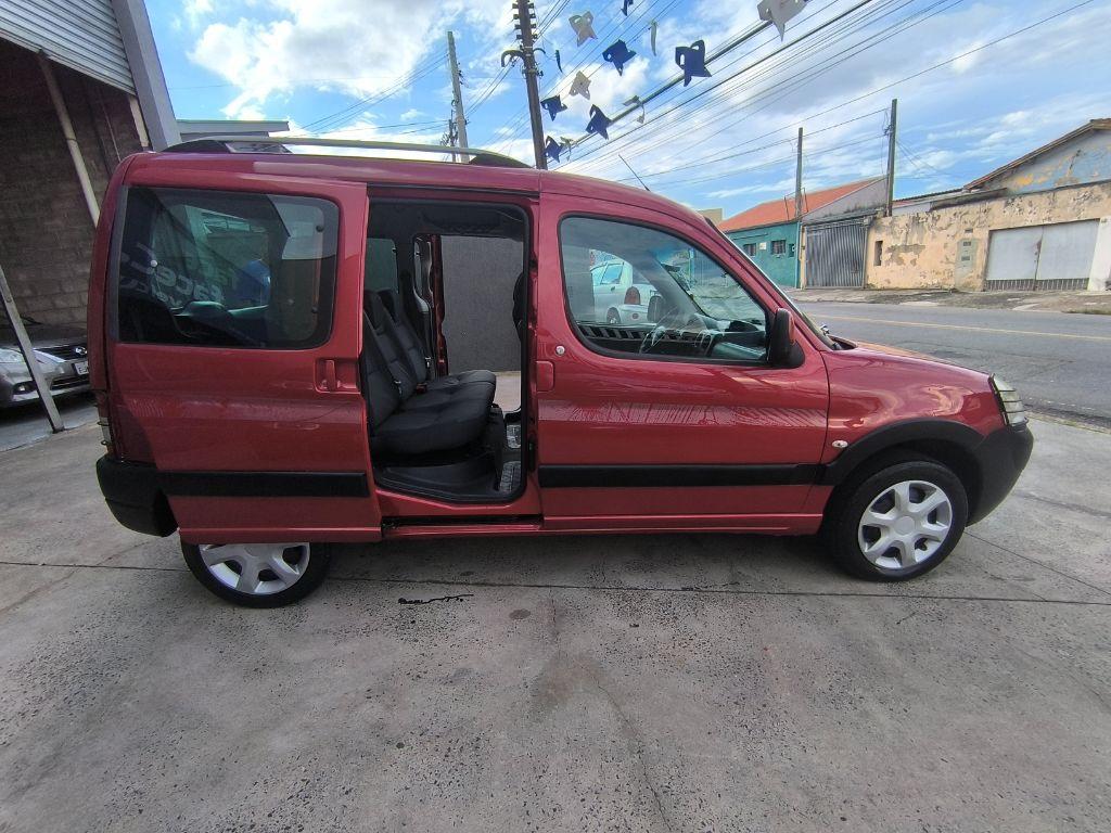 PEUGEOT Partner - Foto