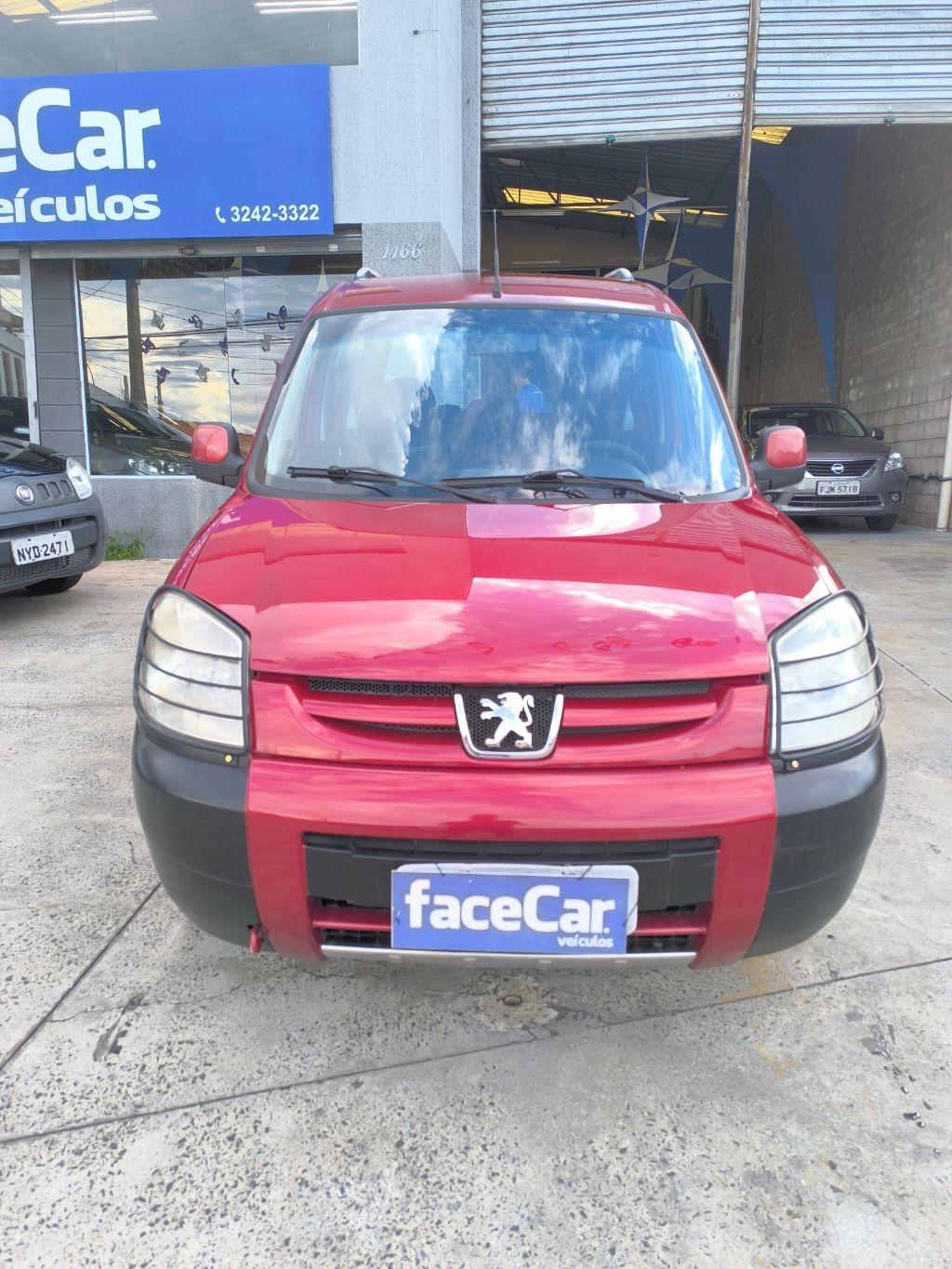 PEUGEOT Partner - Foto