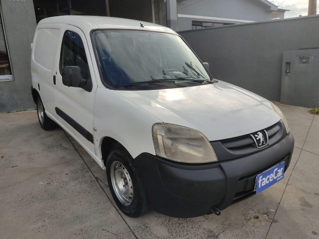 PEUGEOT Partner - Foto