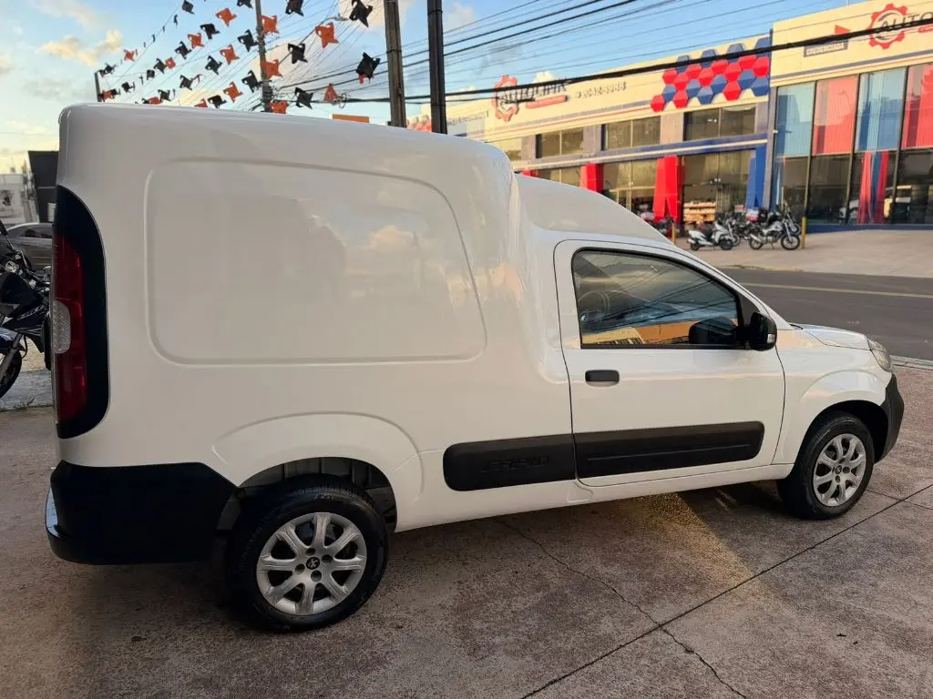 PEUGEOT Partner Rapid - Foto